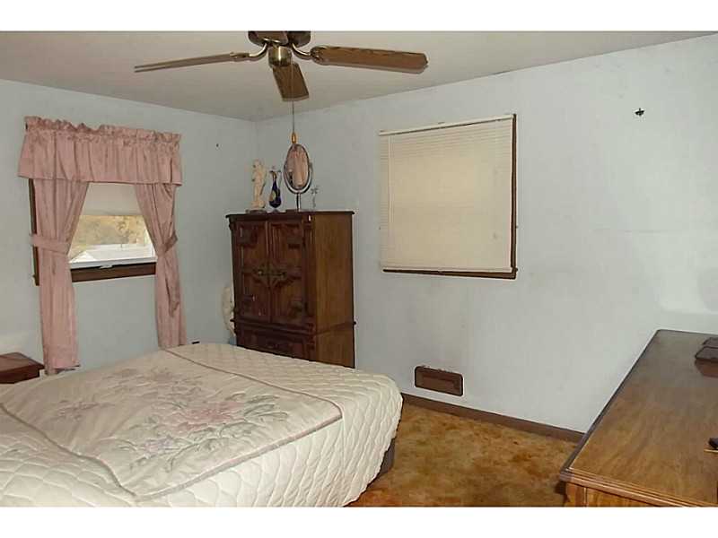 164 Marshall Road Woonsocket, RI 02895 - Photo 6 of 13 Bedroom.