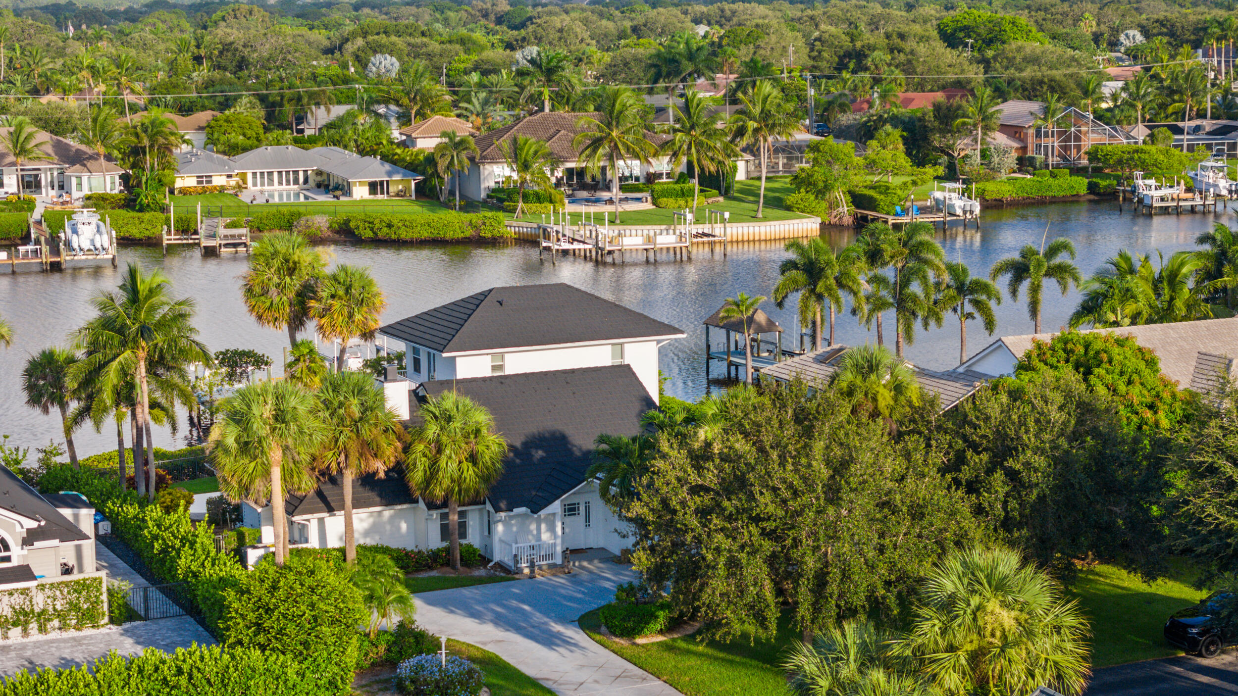 18779 Southeast River Ridge Road Tequesta, FL 33469 - Photo 2 of 62 1_dji_20240724075546_0534_d