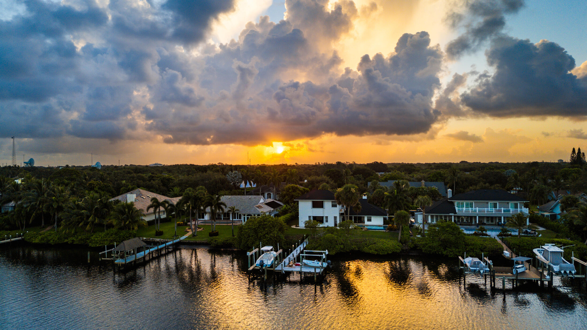 18779 Southeast River Ridge Road Tequesta, FL 33469 - Photo 4 of 62 4_dji_20240724065502_0397_d