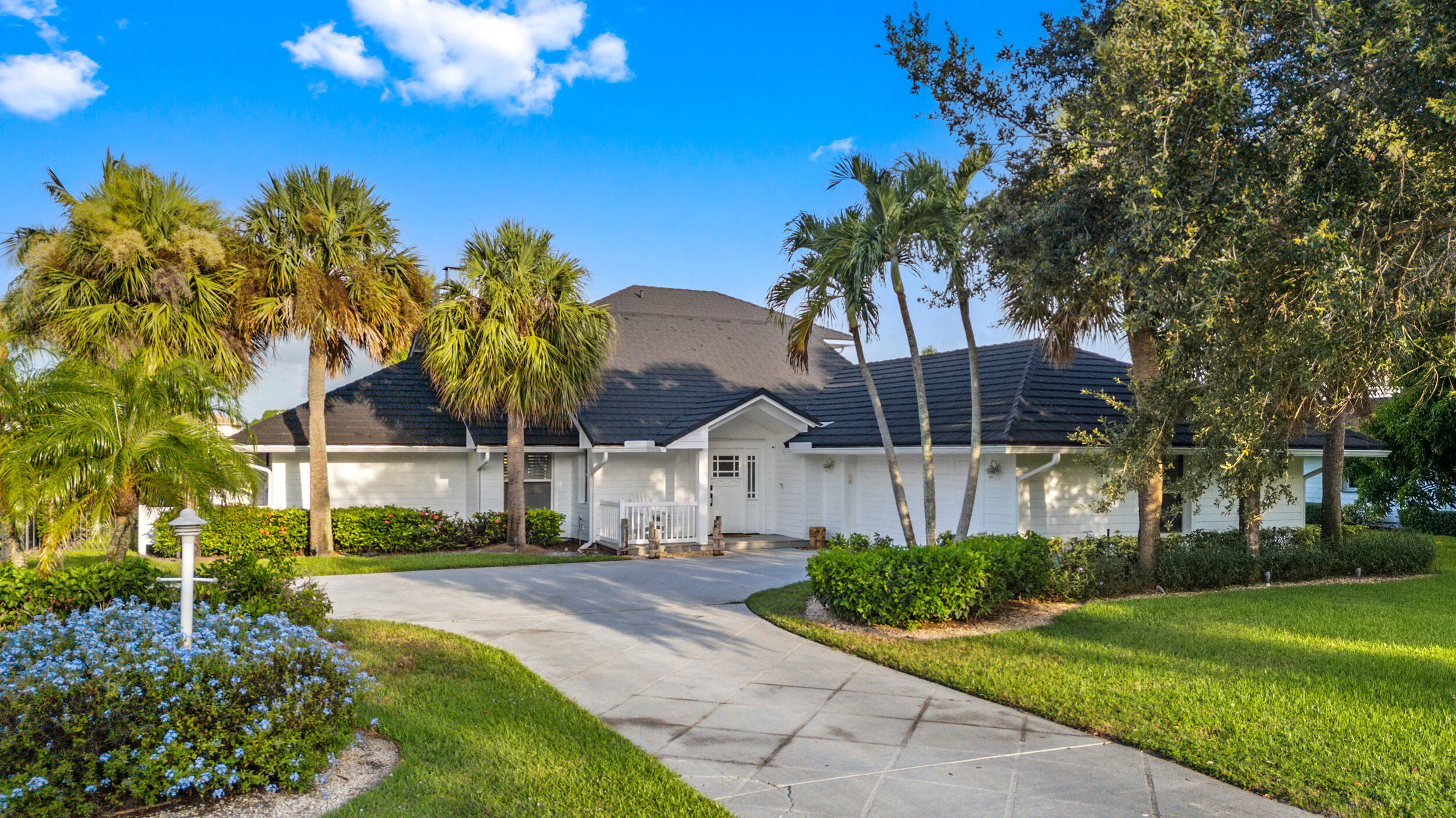 18779 Southeast River Ridge Road Tequesta, FL 33469 - Photo 43 of 62 60_dji_20240724075236_0486_d