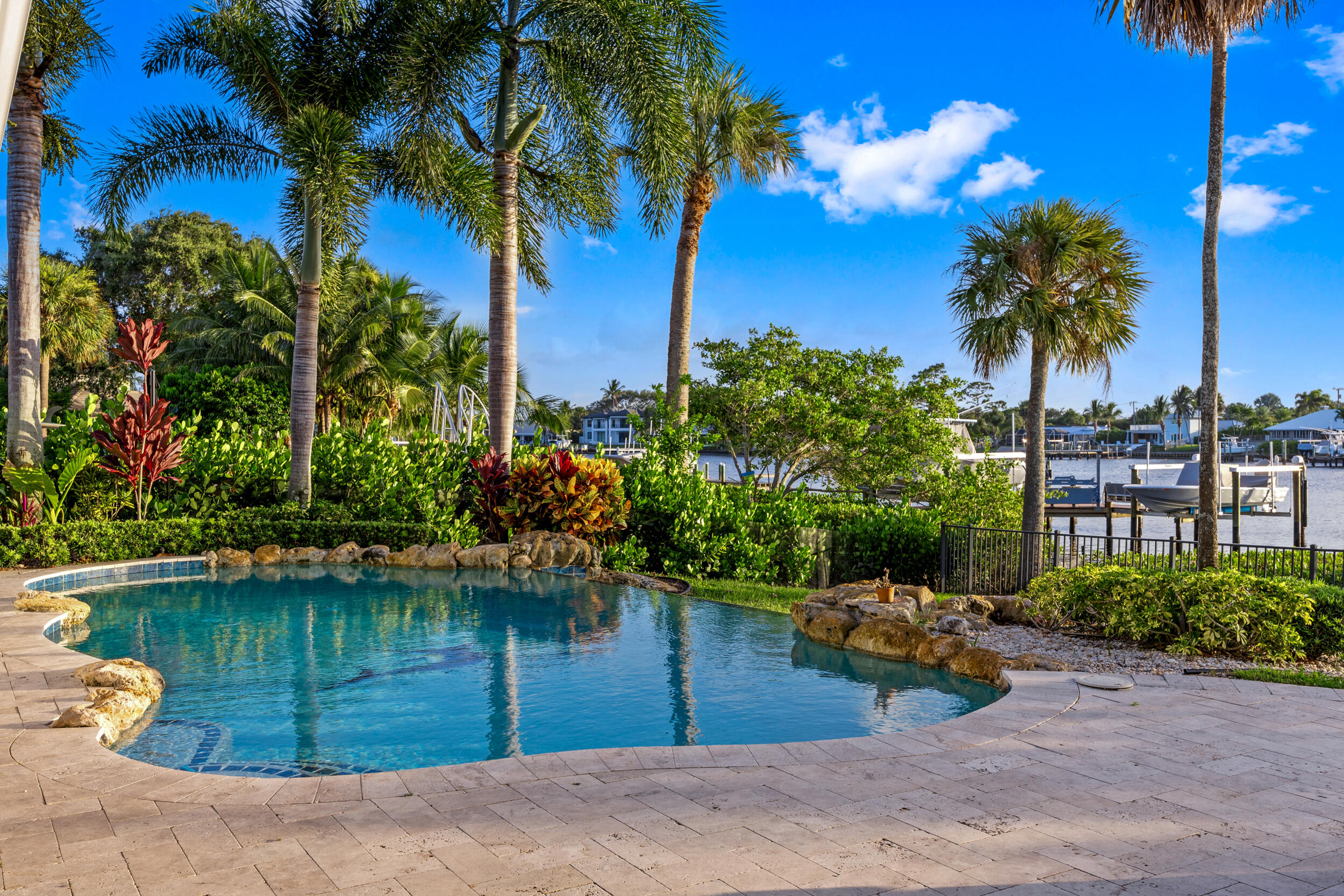 18779 Southeast River Ridge Road Tequesta, FL 33469 - Photo 6 of 62 94_jv2a3525