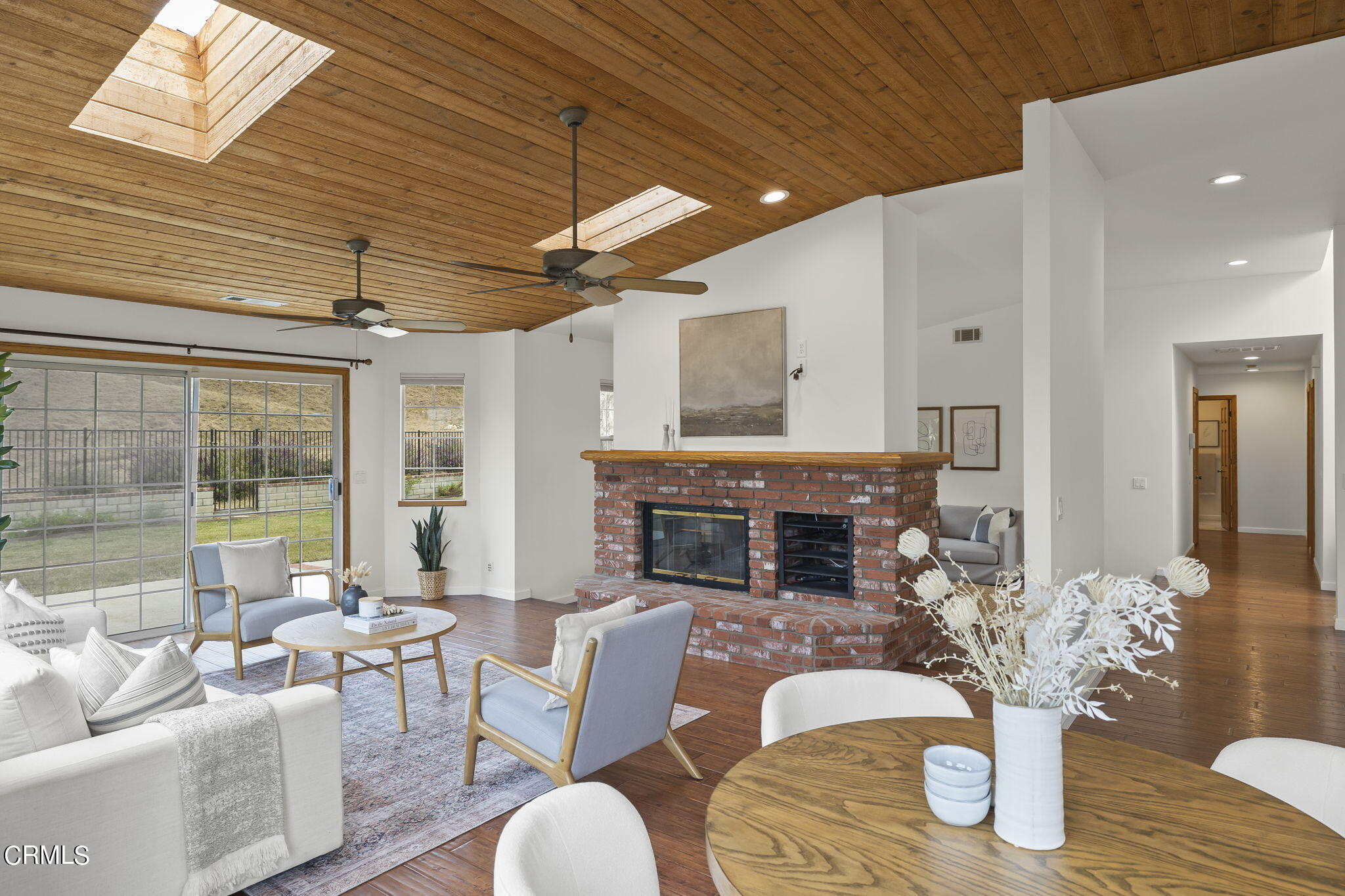 116 Via Pasito Ventura, CA 93003 - Photo 20 of 61 27-web-or-mls-UpmarketMedia-116Via-123