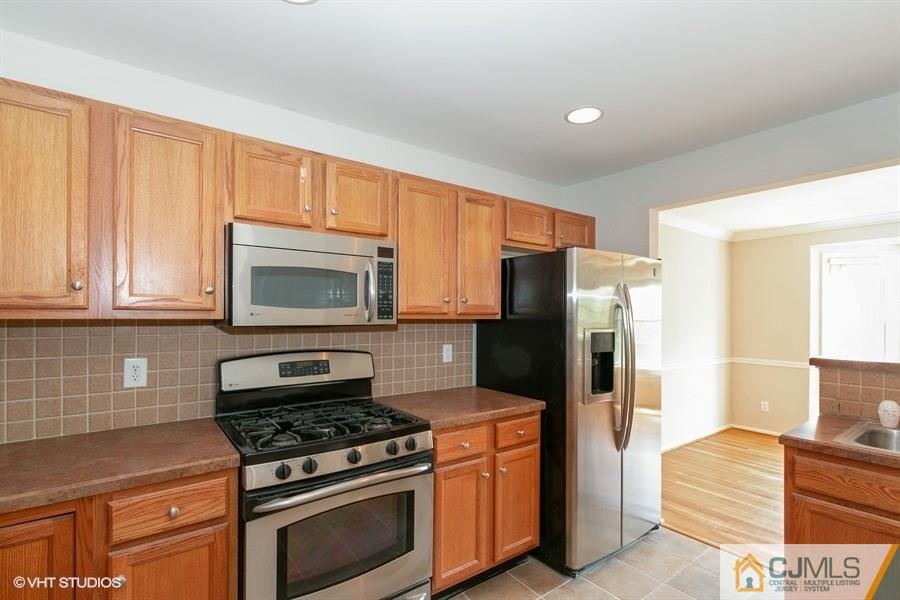 57 Raritan Reach Road, Unit 29 South Amboy, NJ 08879 - Photo 10 of 16 Gallery Image 10