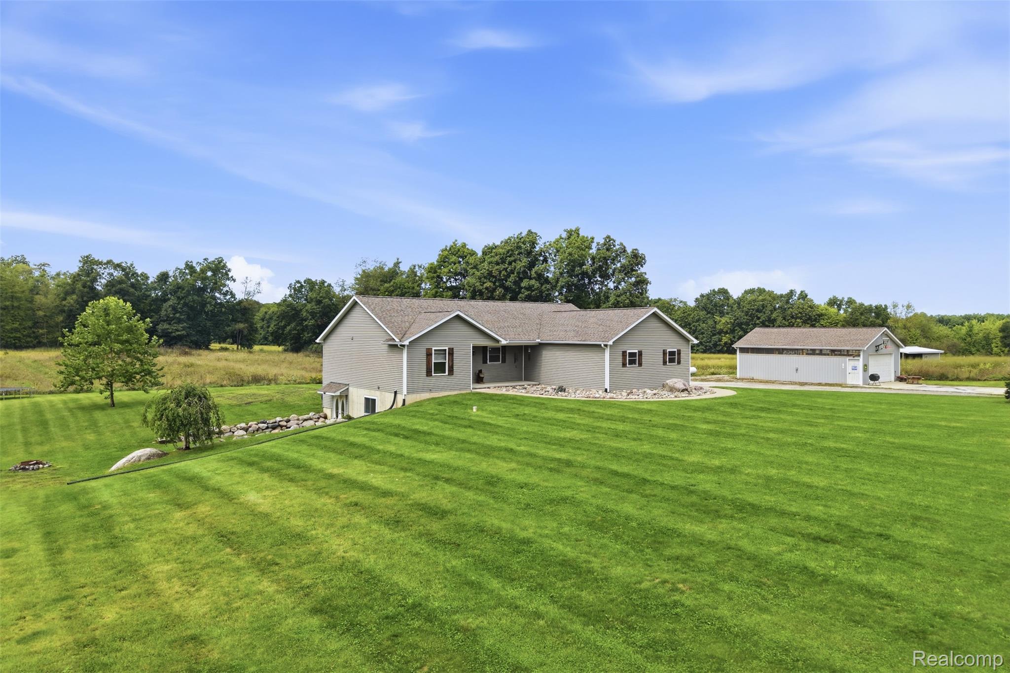 7433 Mabley Hill Road Fenton, MI 48430 - Photo 1 of 54 7433 mabley hill rd-43.jpg
