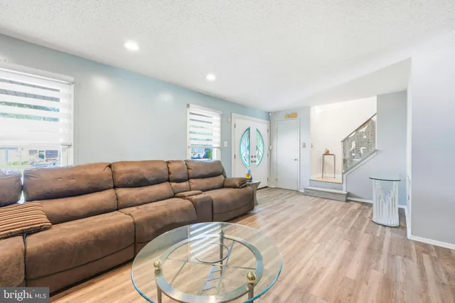 $599,900 | 1265 Barclay Crescent, Yardley, PA 19067