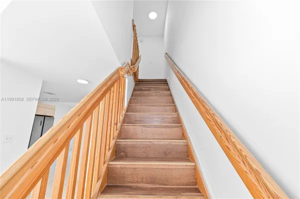 $3,300 | 365 Northwest 109th Avenue, Unit 701, Miami, FL 33172