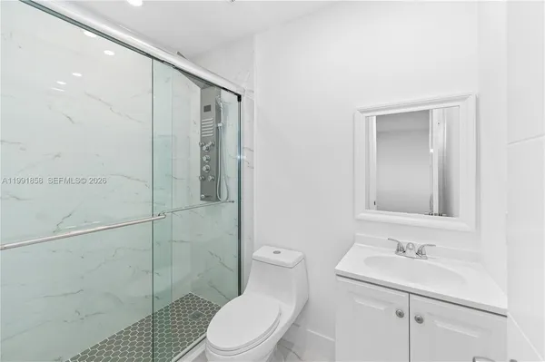 $3,300 | 365 Northwest 109th Avenue, Unit 701, Miami, FL 33172