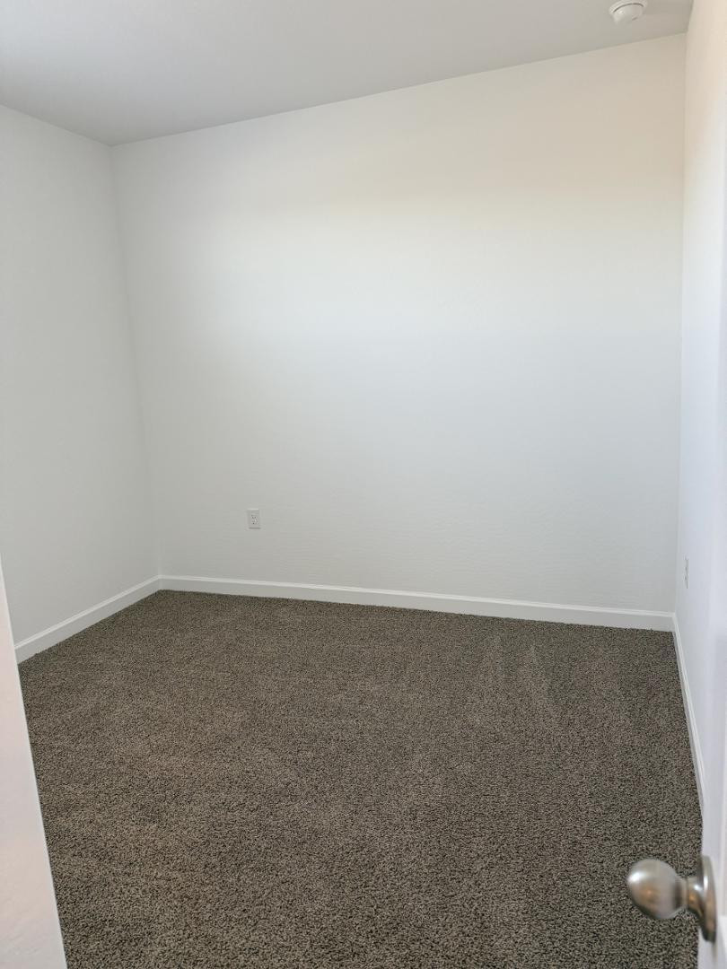 1840 West Spaulding Avenue Apache Junction, AZ 85120 - Photo 19 of 53 a view of an empty room