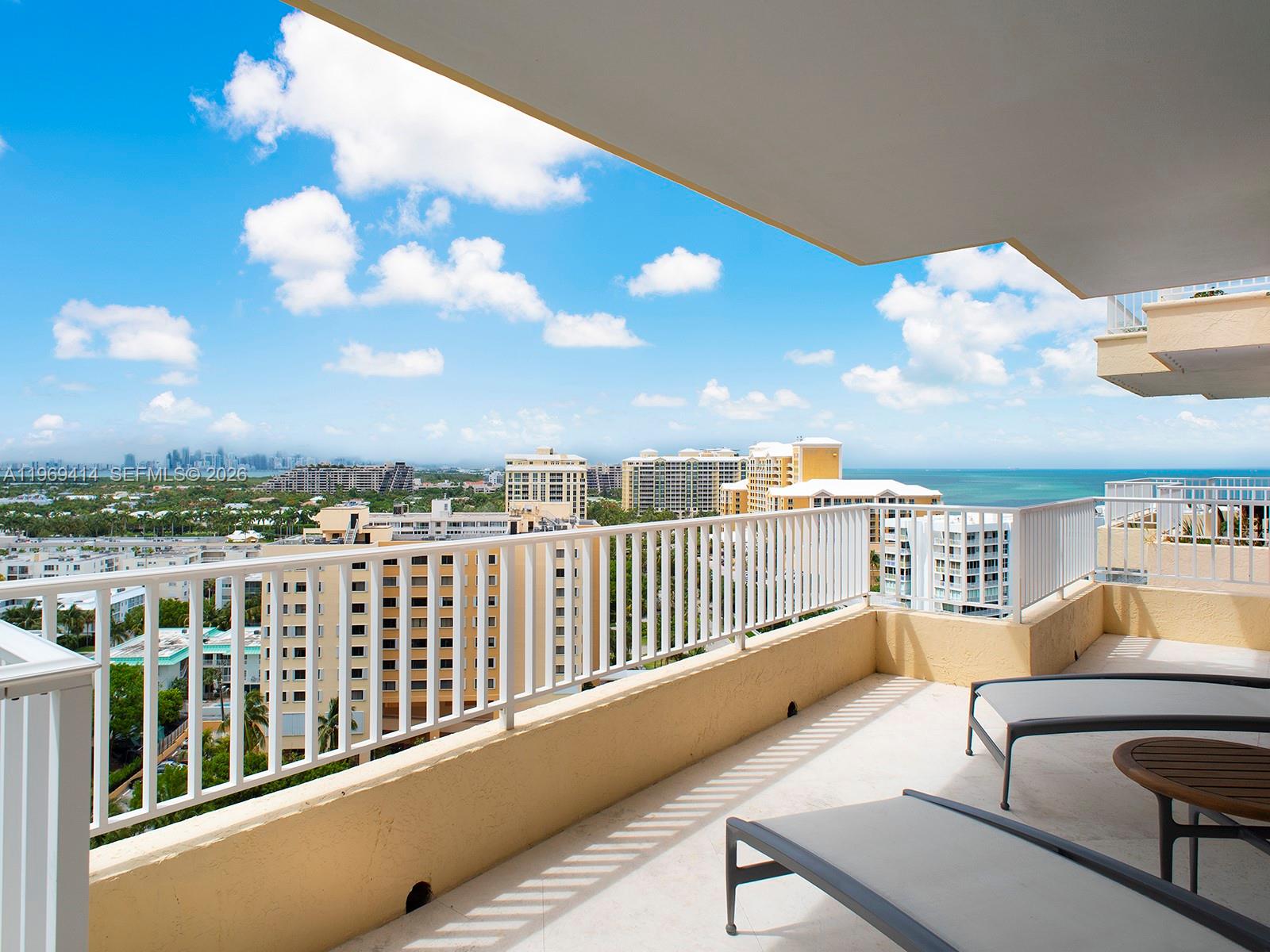 781 Crandon Boulevard, Unit 1405 Key Biscayne, FL 33149 - Photo 11 of 21