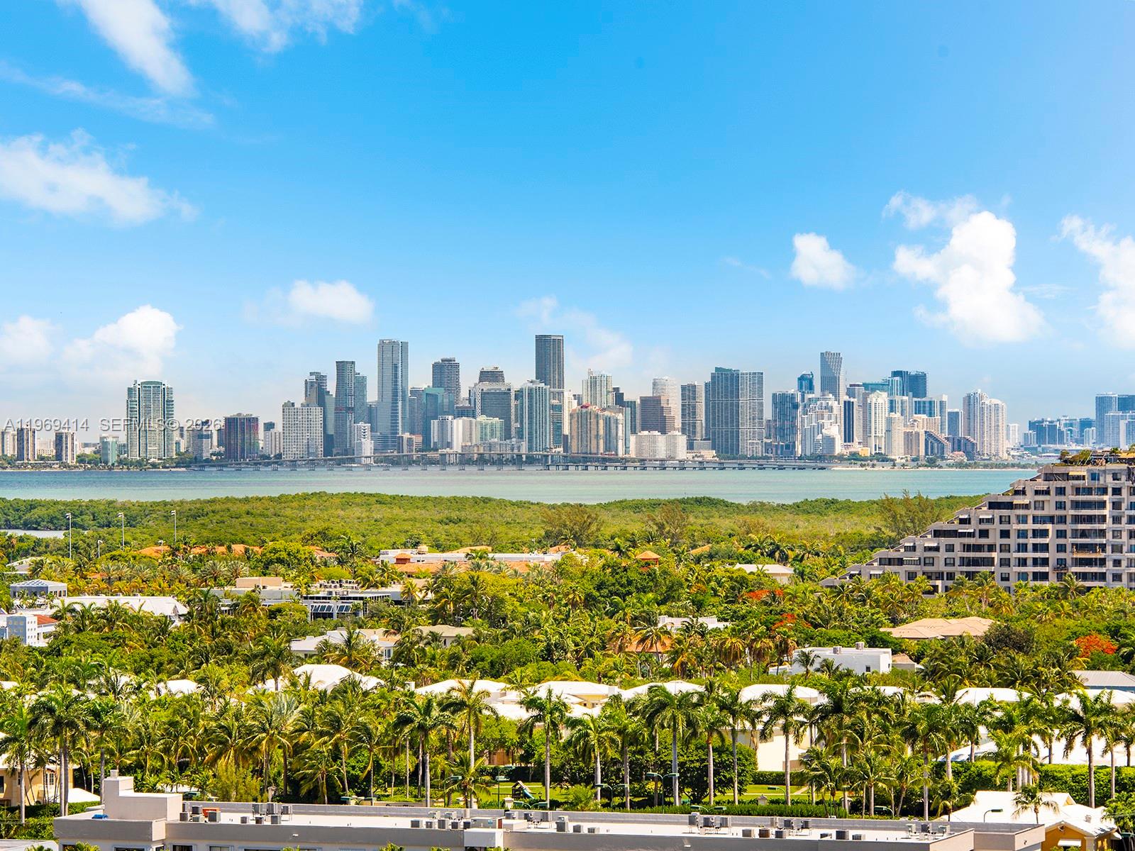 781 Crandon Boulevard, Unit 1405 Key Biscayne, FL 33149 - Photo 2 of 21