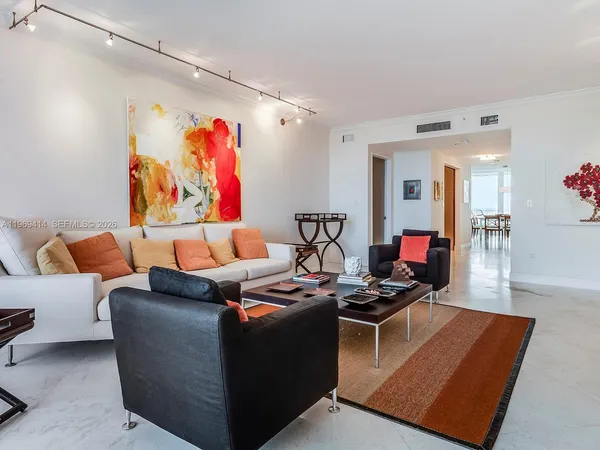 $13,500 | 781 Crandon Boulevard, Unit 1405, Key Biscayne, FL 33149