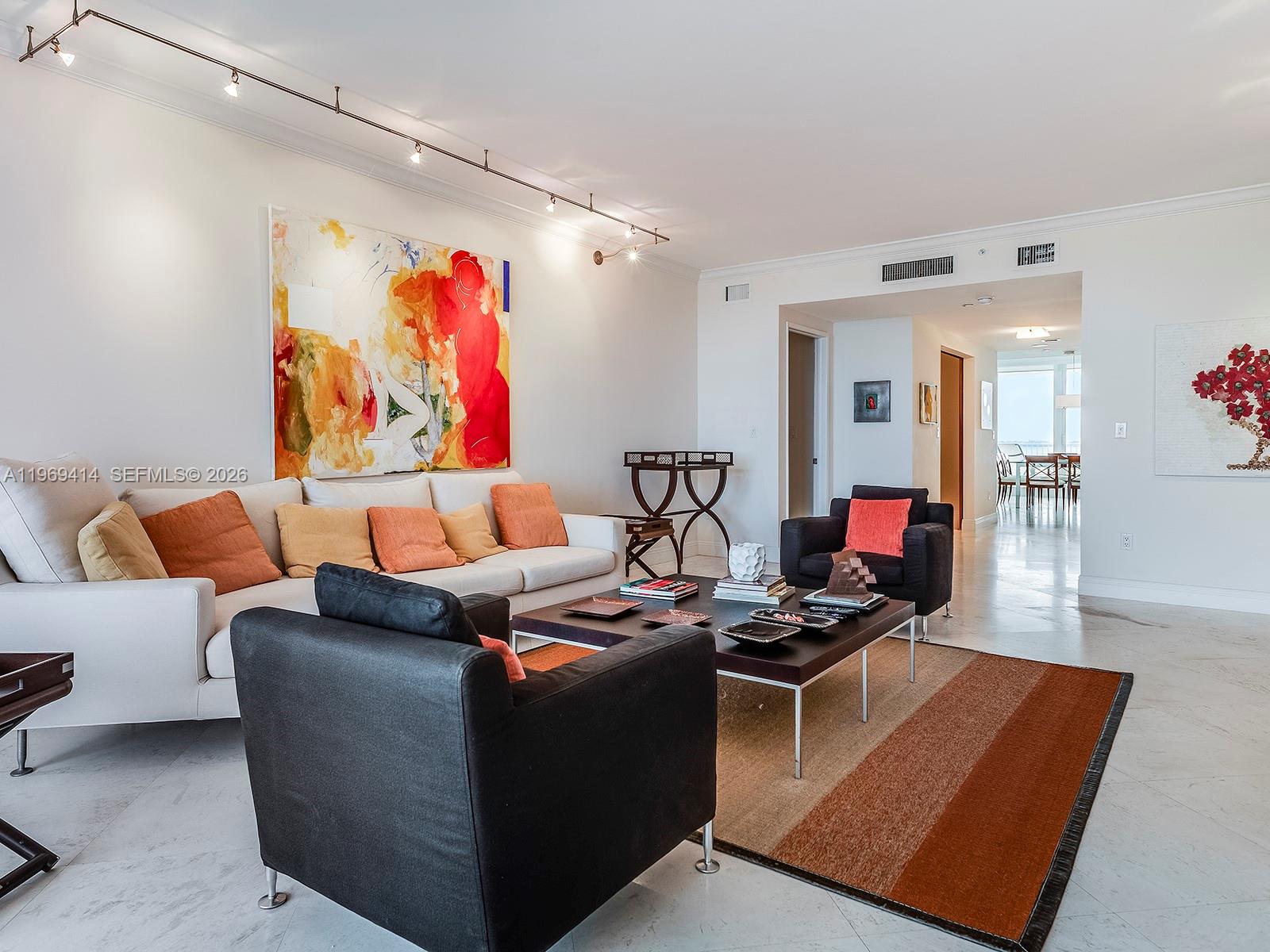 781 Crandon Boulevard, Unit 1405 Key Biscayne, FL 33149 - Photo 4 of 21