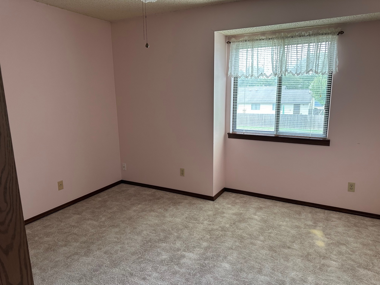2115 Sunview Drive Champaign, IL 61821 - Photo 27 of 42 Gallery Image 27