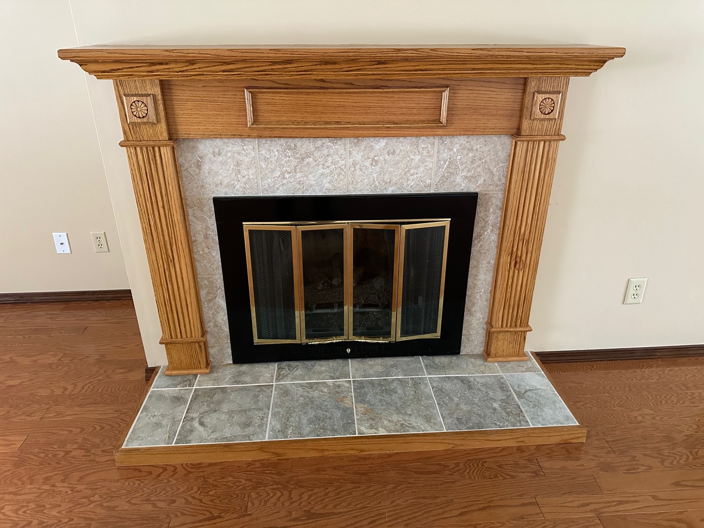 2115 Sunview Drive Champaign, IL 61821 - Photo 8 of 42 Gallery Image 8