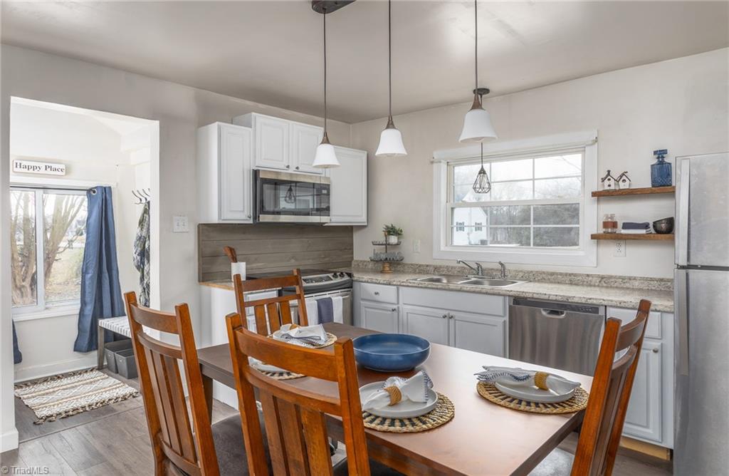 2405 Darrow Road Walkertown, NC 27051 - Photo 6 of 19 Gallery Image 6