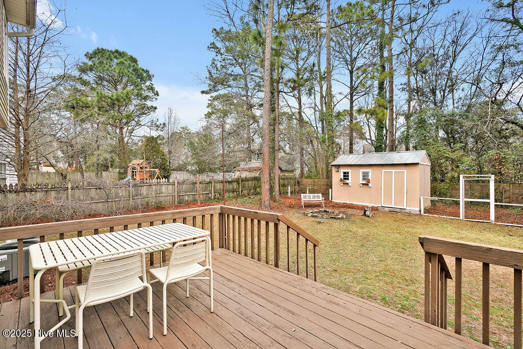 6312 Strawfield Drive Wilmington, NC 28405 - Photo 32 of 35 6312StrawfieldDrive-31