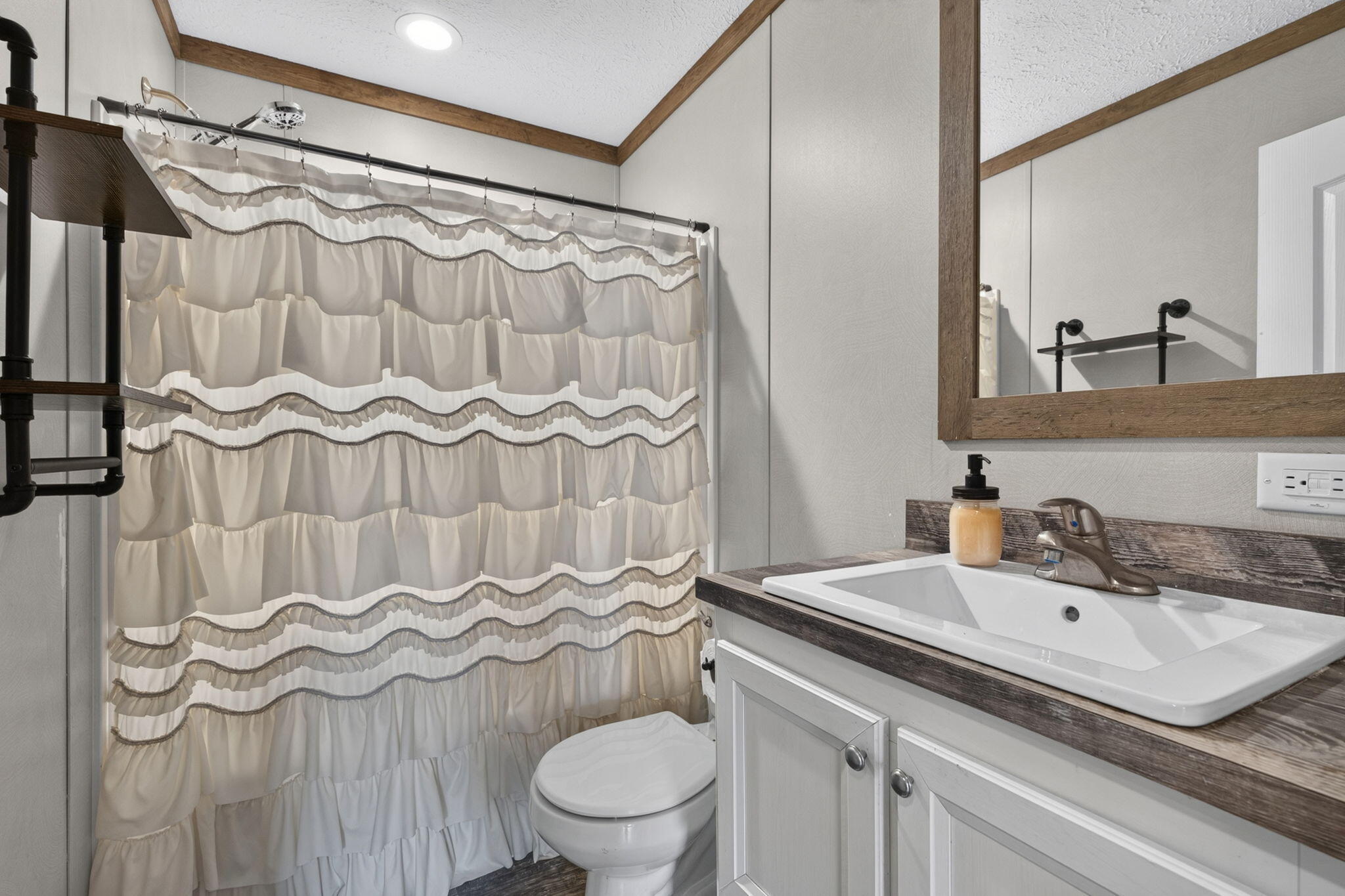 446 Salem Road Dorchester, SC 29437 - Photo 23 of 27 39-web-or-mls-Barclay Media Co-35