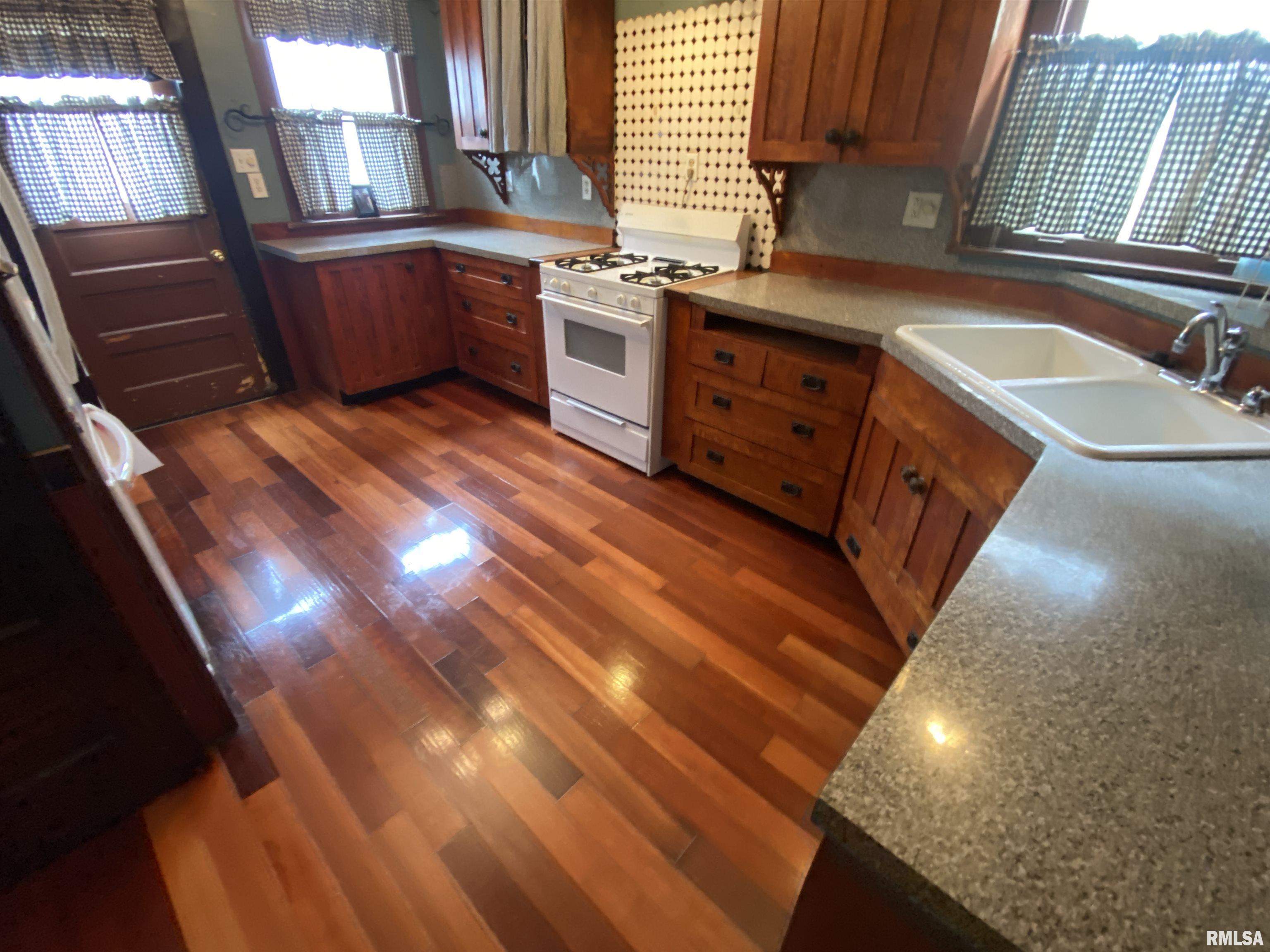 1509 South Spring Street Springfield, IL 62704 - Photo 13 of 36