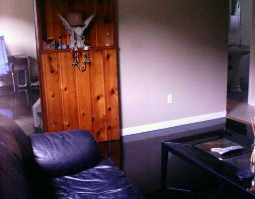 1204 Universal Road Penn Hills, PA 15235 - Photo 3 of 7 Gallery Image 3