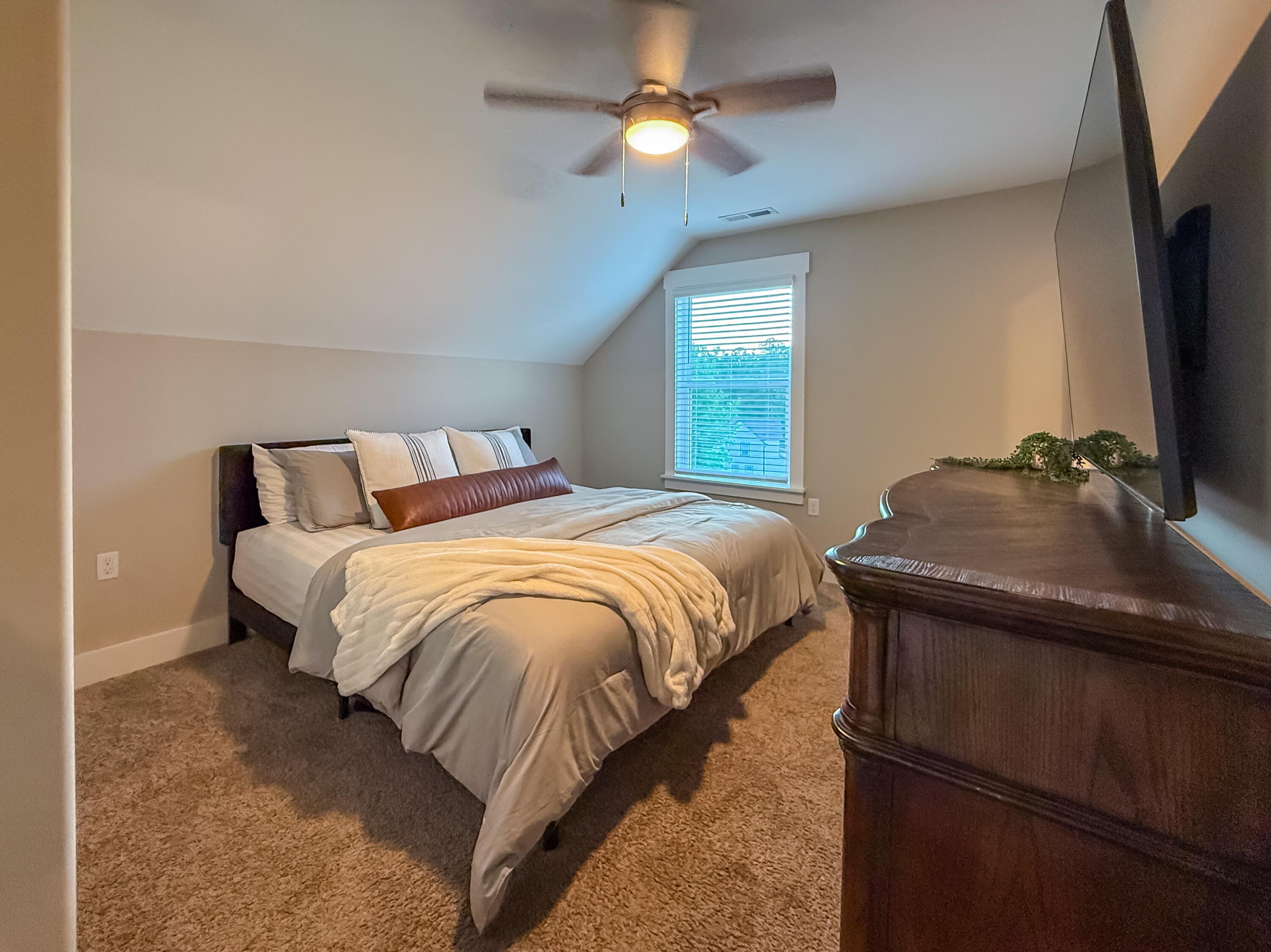 175 Rdg Crst Court Southwest McDonald, TN 37353 - Photo 28 of 43 Bedroom 3