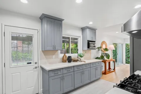 $1,895,000 | 1562 Parkview Avenue, San Jose, CA 95130
