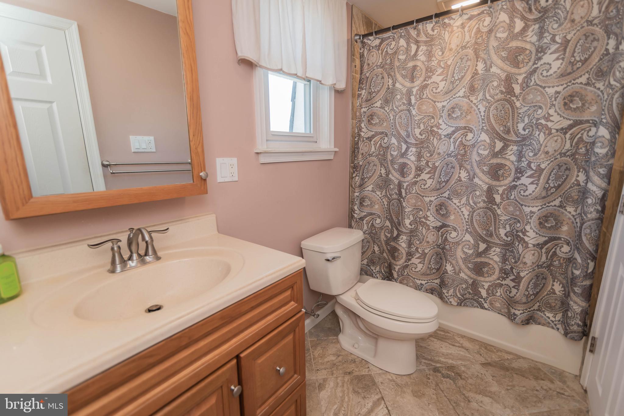 4200 Lawnside Road Philadelphia, PA 19154 - Photo 18 of 24 Gallery Image 18
