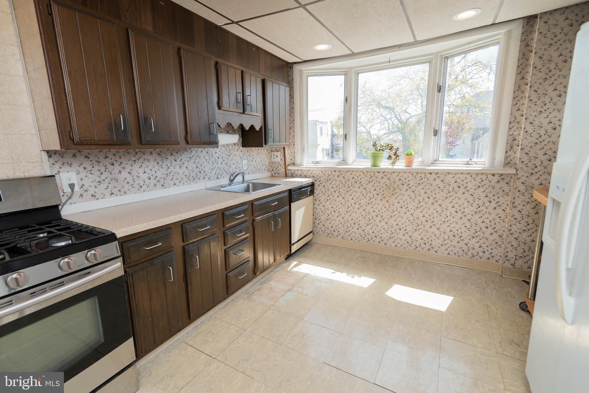 4200 Lawnside Road Philadelphia, PA 19154 - Photo 5 of 24 Gallery Image 5