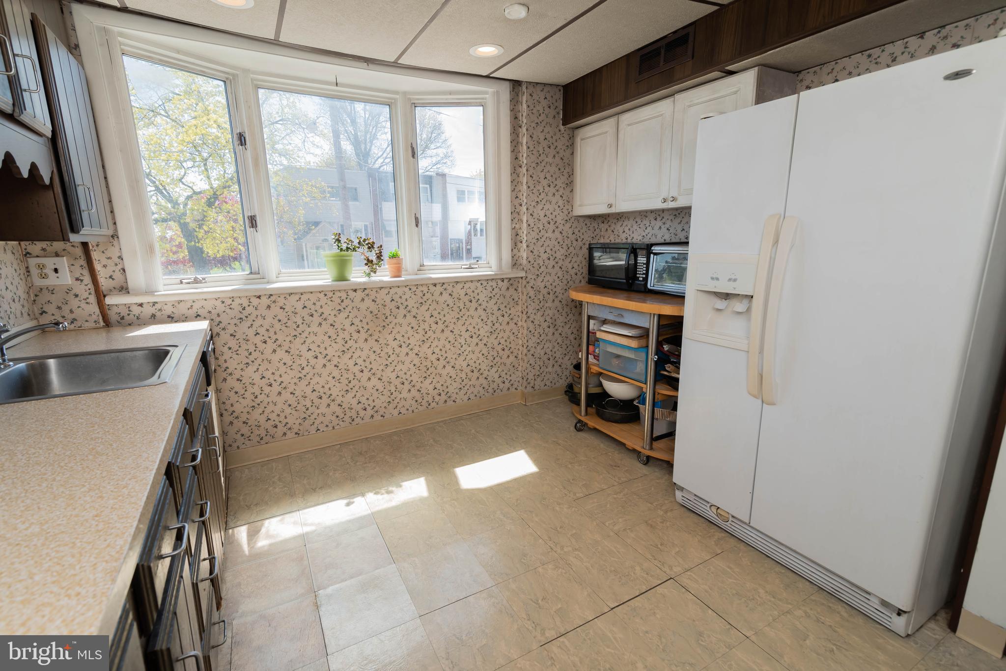 4200 Lawnside Road Philadelphia, PA 19154 - Photo 6 of 24 Gallery Image 6