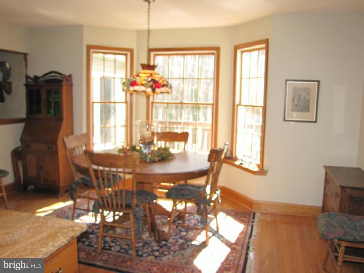 180 Church Road Medford, NJ 08055 - Photo 9 of 25 Breakfast Room