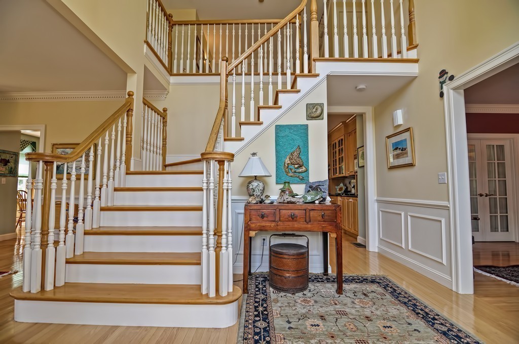 27 Eastmount Road Medfield, MA 02052 - Photo 12 of 30 Gallery Image 12