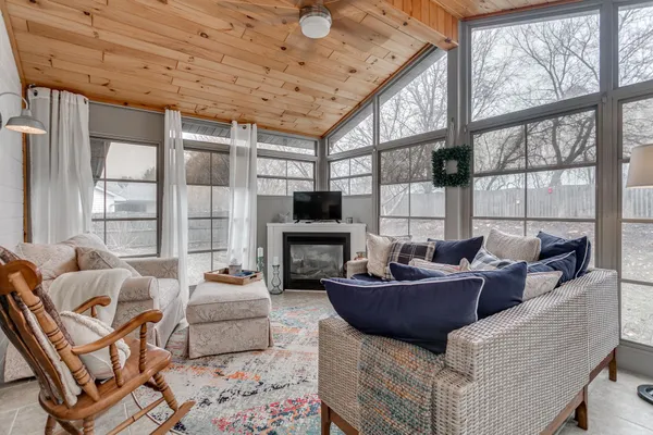 $349,900 | 30 Weatherstone Drive, Appleton, WI 54914