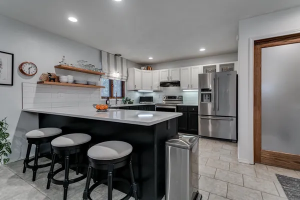 $349,900 | 30 Weatherstone Drive, Appleton, WI 54914