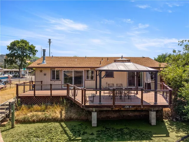 a outdoor view with a sitting space