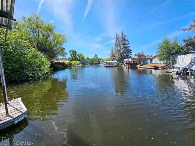 $345,000 | 12855 Island Drive, Clearlake Oaks, CA 95423