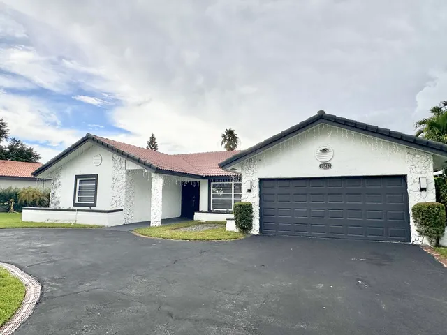 $4,500 | 10213 Southwest 1st Court, Coral Springs, FL 33071