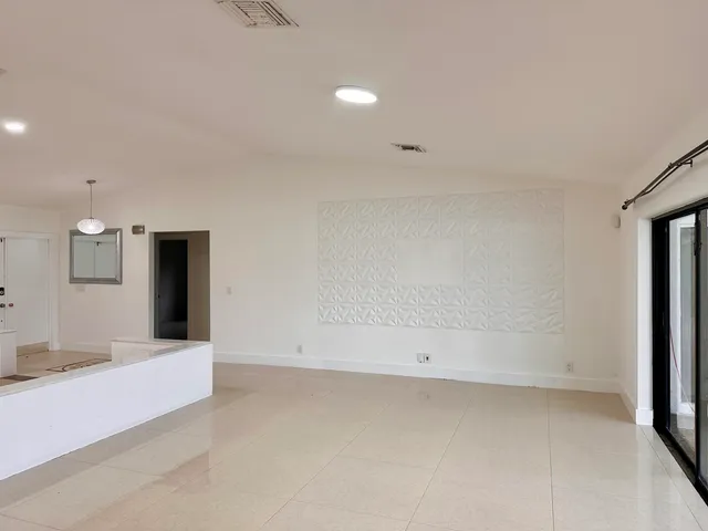 $4,500 | 10213 Southwest 1st Court, Coral Springs, FL 33071