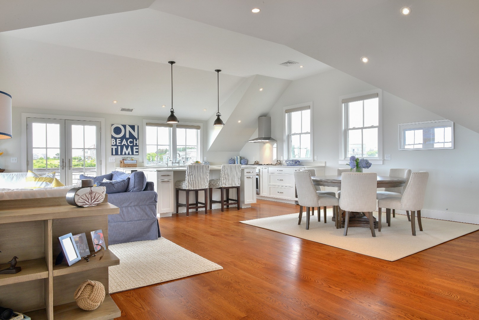 11 Columbus Avenue Nantucket, MA 02554 - Photo 5 of 42