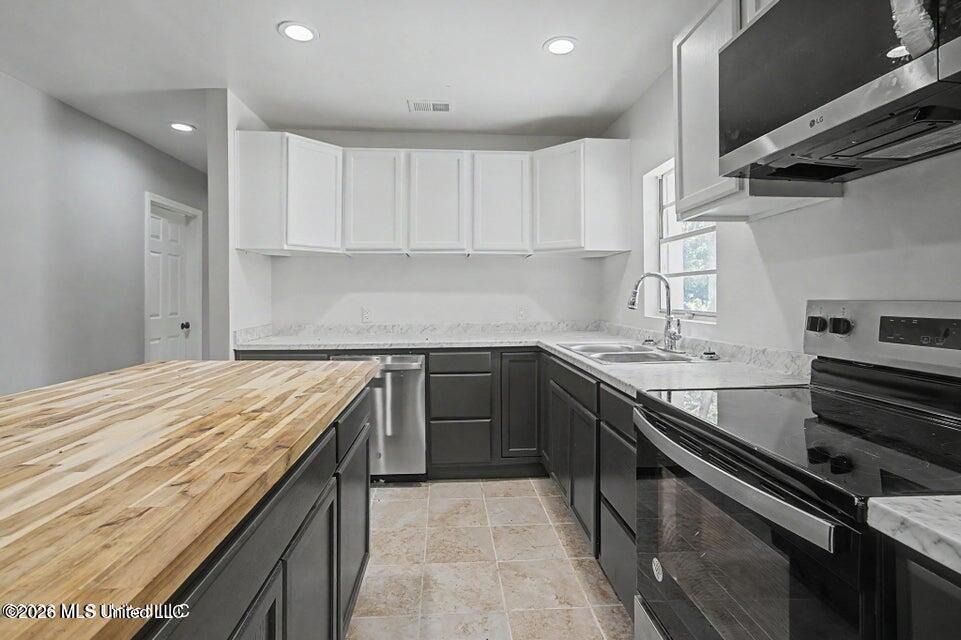9424 Daisy Vestry Road, Unit 2 Biloxi, MS 39532 - Photo 11 of 14 20260514040442356563000000-o