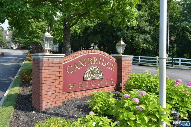 $549,000 | 190 Surrey Court, Ramsey, NJ 07446