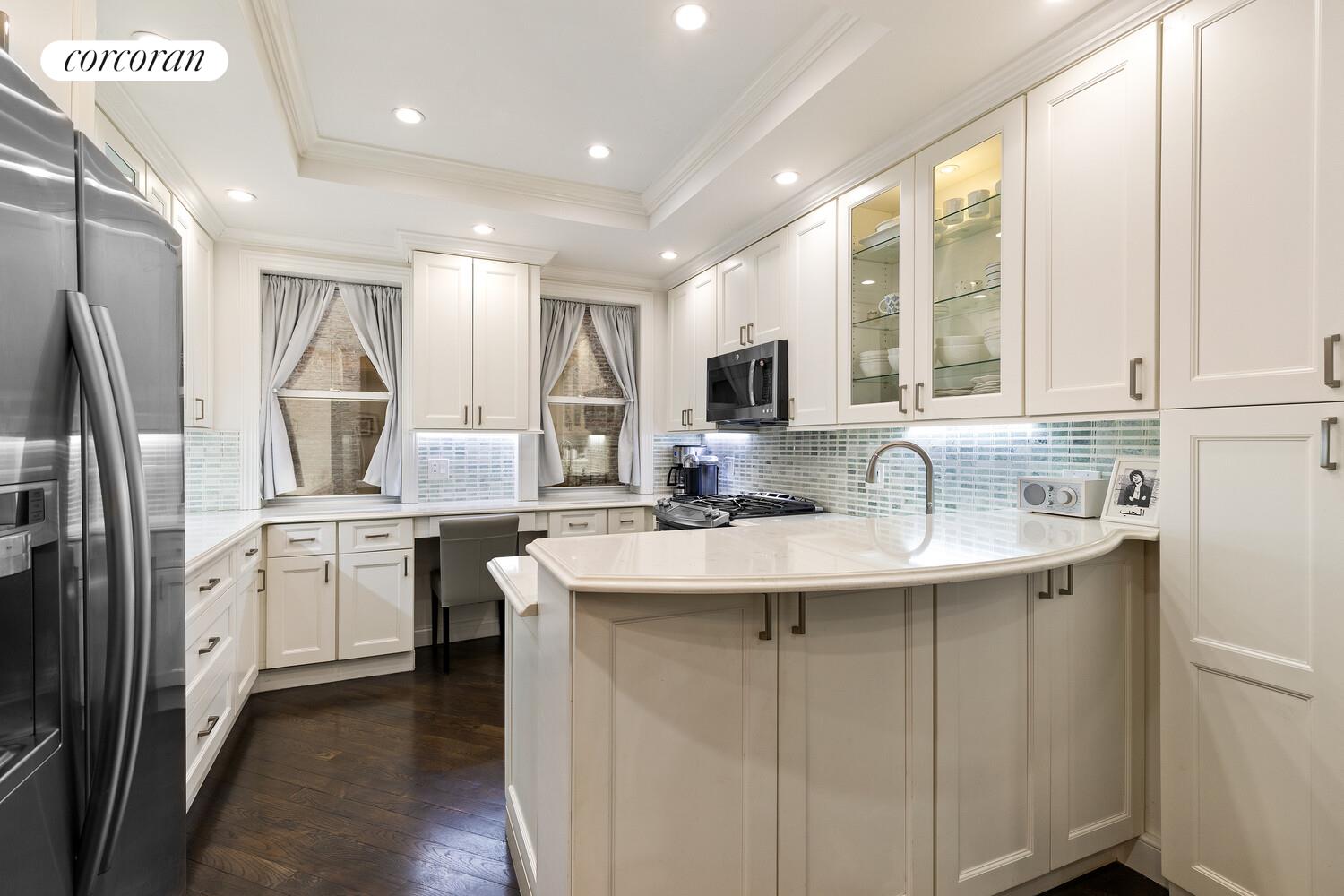 357 West 55th Street, Unit 2G Manhattan, NY 10019 - Photo 3 of 13