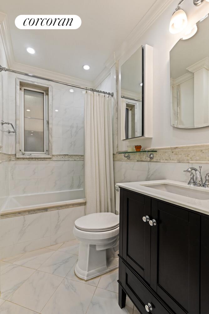 357 West 55th Street, Unit 2G Manhattan, NY 10019 - Photo 6 of 13