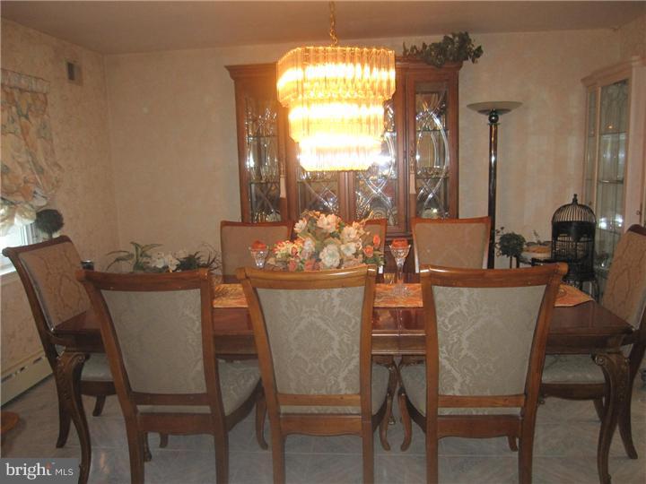 9250 Laramie Road Philadelphia, PA 19115 - Photo 7 of 17 Dining Room