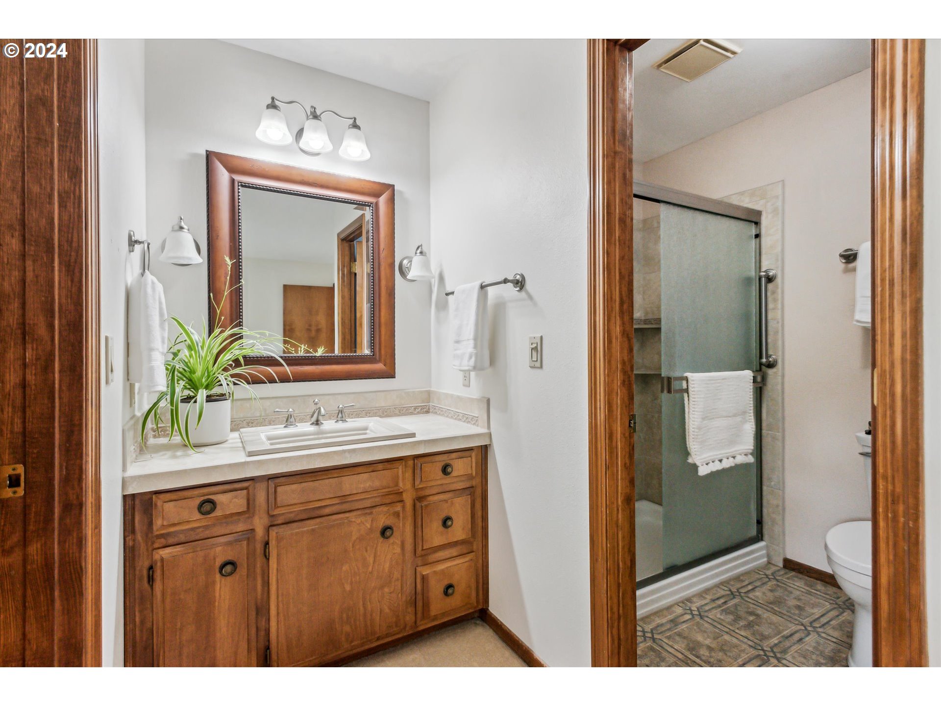 32275 Southwest Armitage Road Wilsonville, OR 97070 - Photo 19 of 32 Gallery Image 19