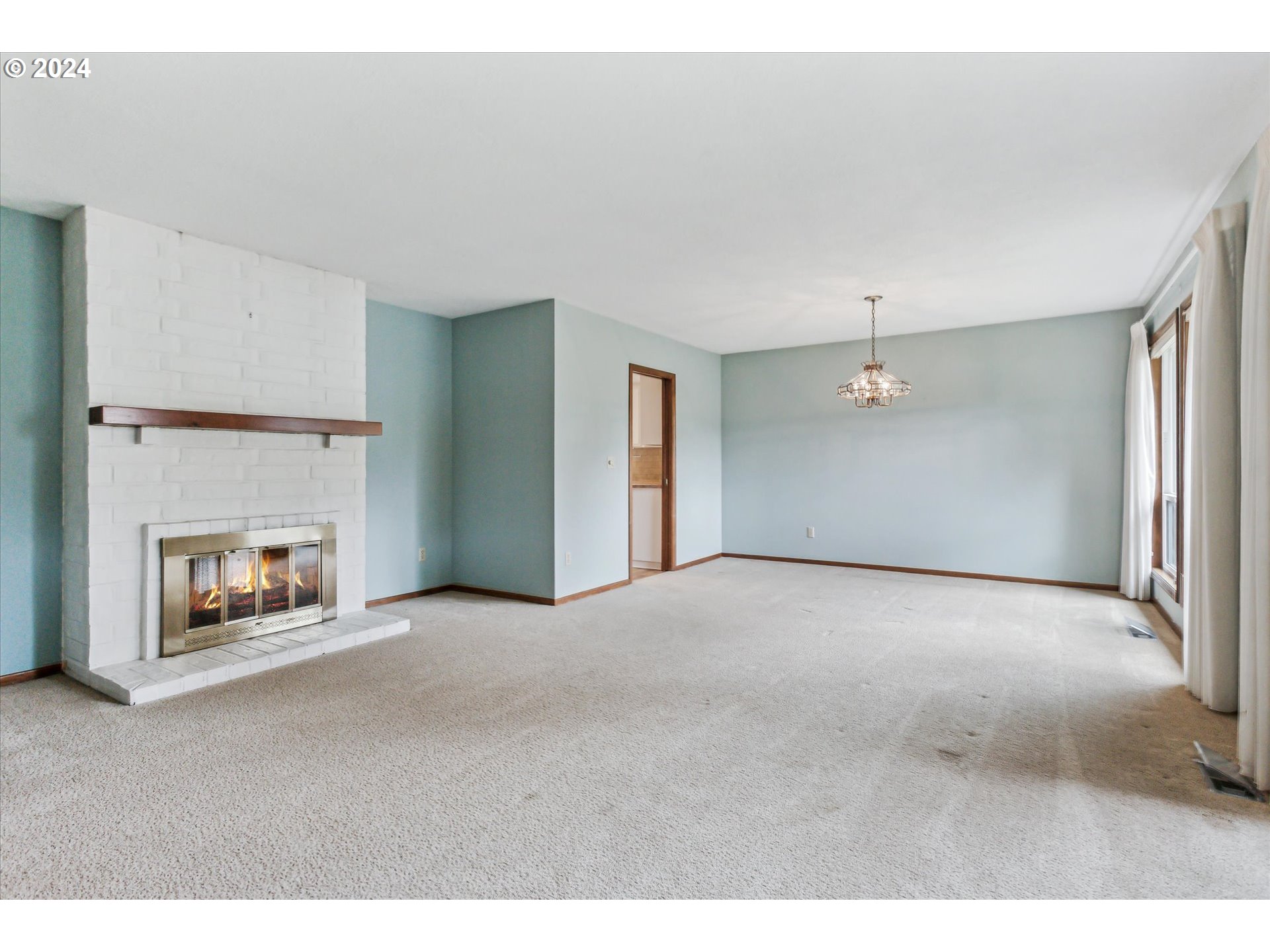 32275 Southwest Armitage Road Wilsonville, OR 97070 - Photo 7 of 32 Gallery Image 7