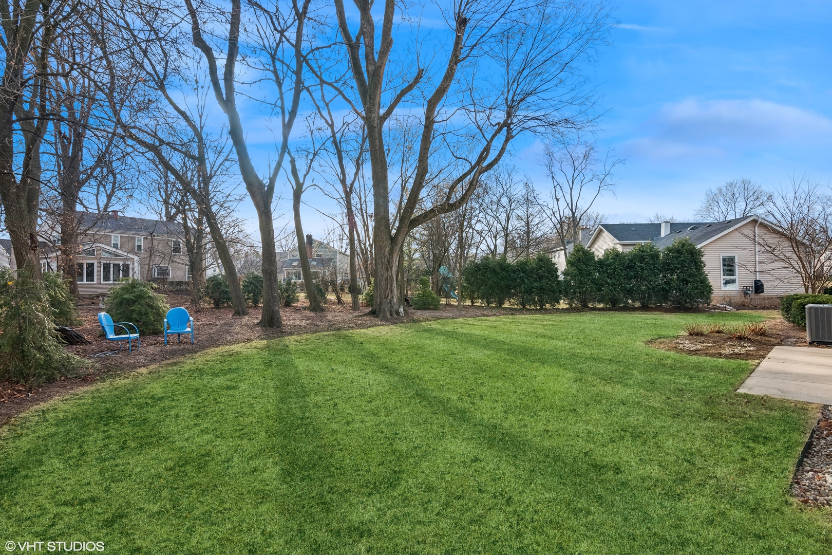 165 Hamilton Lane Wheaton, IL 60189 - Photo 41 of 45 a view of a park with large trees