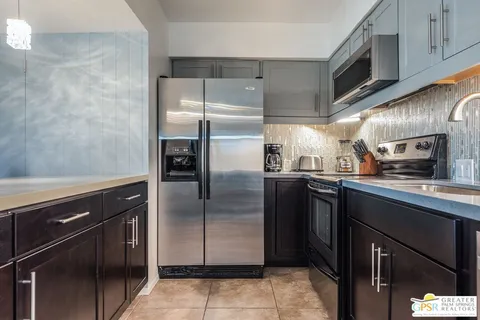 $350,000 | 2504 North Whitewater Club Drive, Unit F, Palm Springs, CA 92262