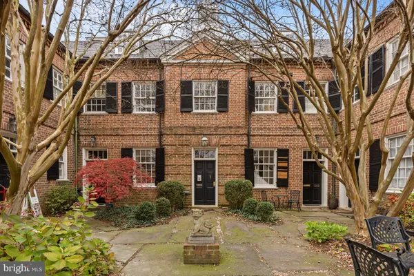 $599,900 | 1222 Sophia Street, Fredericksburg, VA 22401