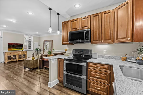 $585,000 | 1222 Sophia Street, Fredericksburg, VA 22401