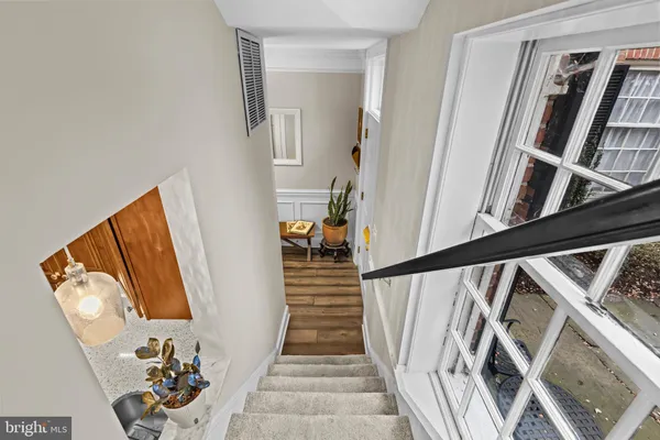 $585,000 | 1222 Sophia Street, Fredericksburg, VA 22401