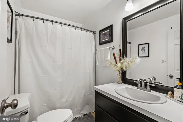 $585,000 | 1222 Sophia Street, Fredericksburg, VA 22401